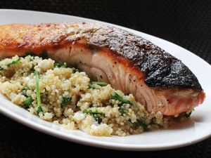 20130308 -锅——晚餐——鲑鱼quinoa1.jpg