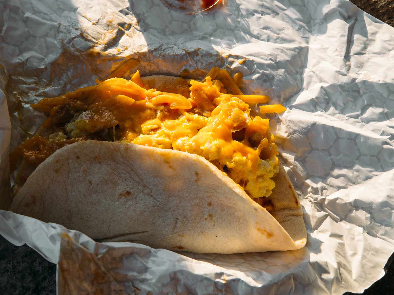 德克萨斯州麦卡伦的Ms. G ' s tacos N ' More的早餐玉米卷